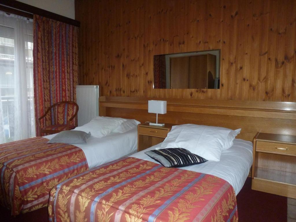 Hotel 'T Hert Genk Ruang foto