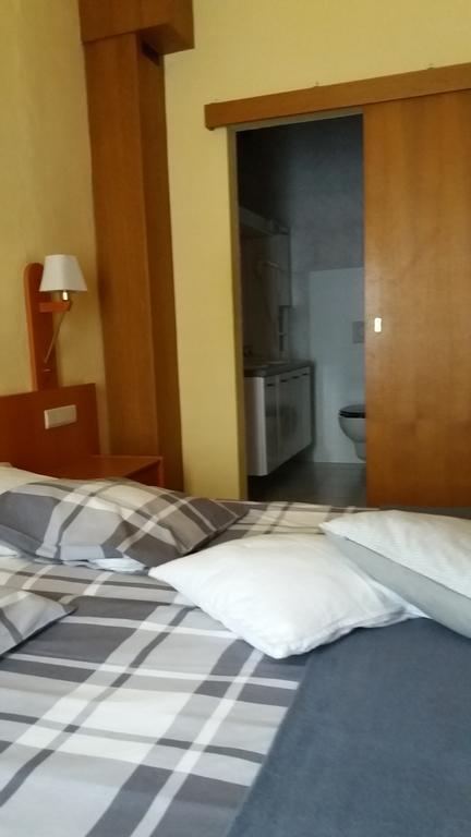 Hotel 'T Hert Genk Bagian luar foto