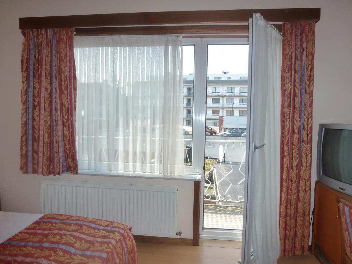 Hotel 'T Hert Genk Ruang foto